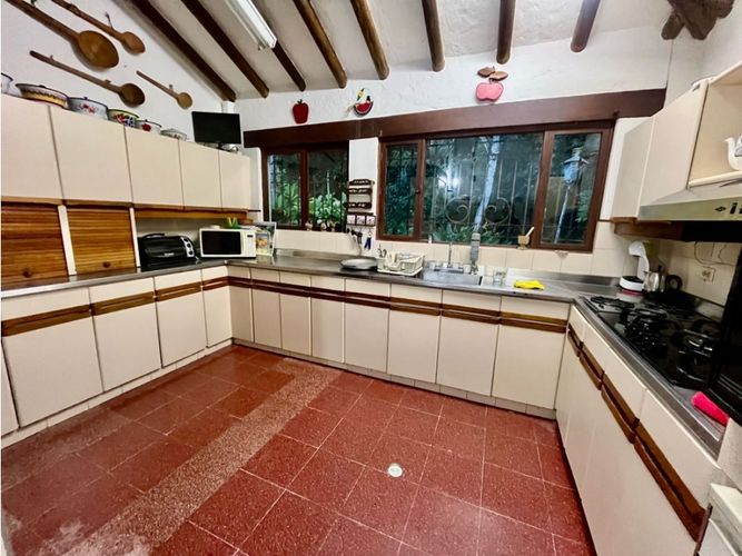 Casa de 4 alcobas en venta en El Porvenir, Rionegro, 394 m² · foto 8 de 24