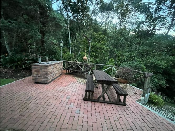 Casa de 4 alcobas en venta en El Porvenir, Rionegro, 394 m² · foto 14 de 24