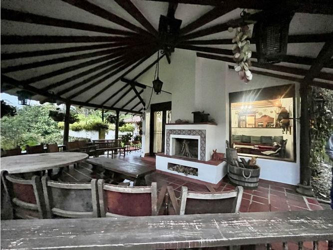 Casa de 4 alcobas en venta en El Porvenir, Rionegro, 394 m² · foto 16 de 24