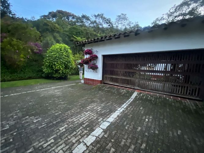 Casa de 4 alcobas en venta en El Porvenir, Rionegro, 394 m² · foto 18 de 24