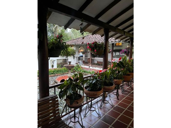 Casa de 4 alcobas en venta en El Porvenir, Rionegro, 394 m² · foto 21 de 24