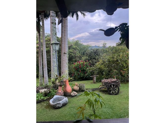 Casa de 4 alcobas en venta en El Porvenir, Rionegro, 394 m² · foto 23 de 24