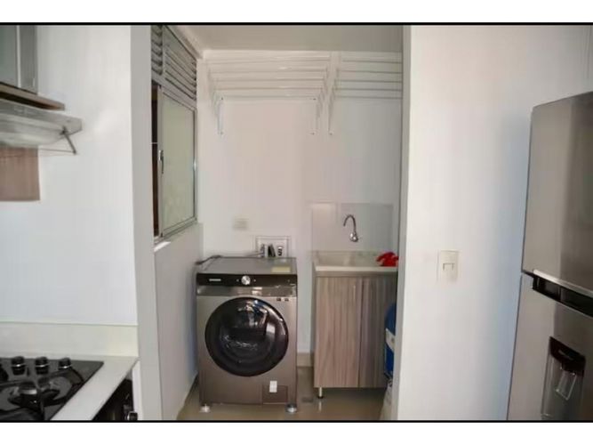 Apartamento de 3 alcobas en arriendo en Ciudad Del Río, Medellín, 90 m² · foto 7 de 13