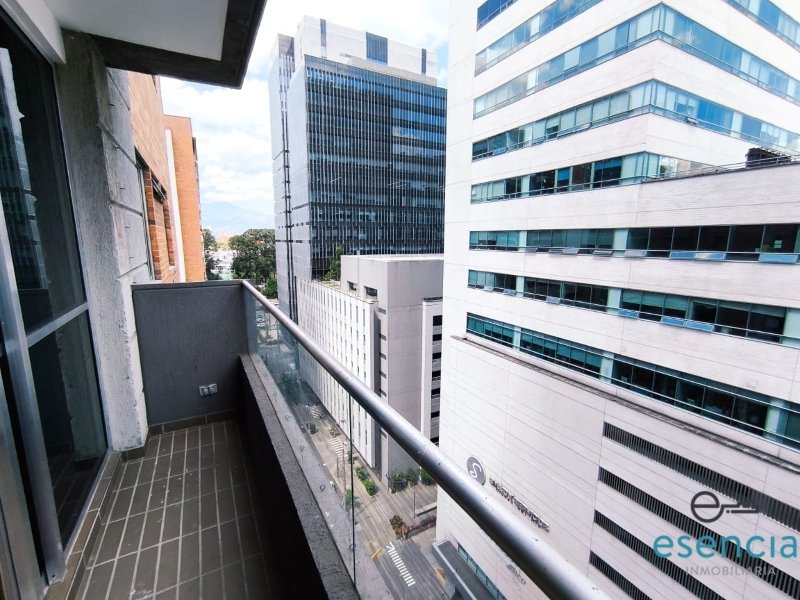 Apartamento en arriendo en Ciudad Del Río, Medellín · foto 2 de 15