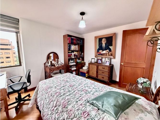 Apartamento de 3 alcobas en venta en El Tesoro, Medellín, 139 m² · foto 15 de 20