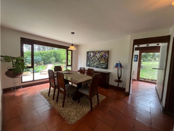 Casa de 4 alcobas en venta en Llano Grande, Medellín, 400 m² · foto 7 de 16