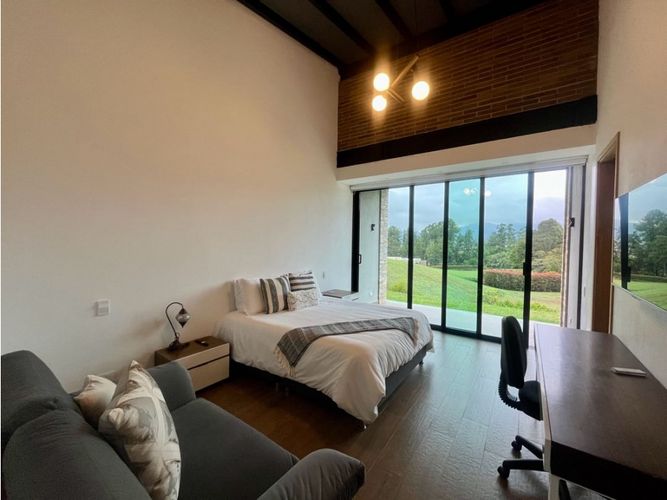Casa de 4 alcobas en venta en La Ceja, 490 m² · foto 9 de 18