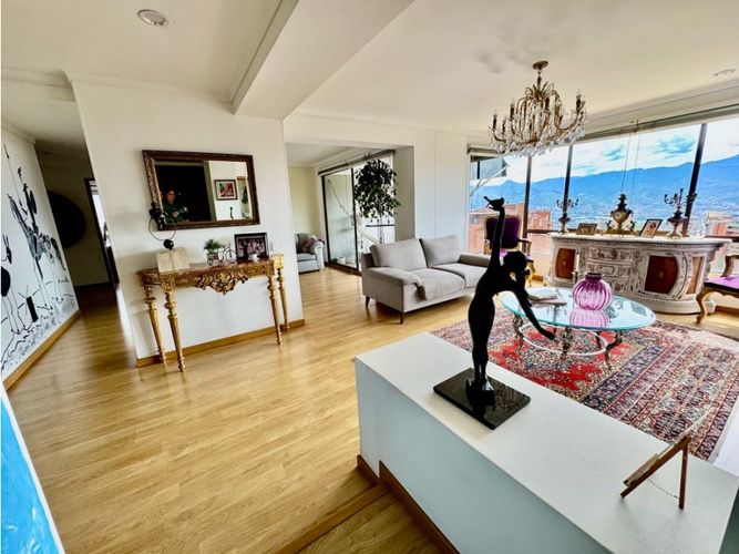 Apartamento de 3 alcobas en venta en Transversal Superior, Medellín, 165 m² · foto 2 de 24