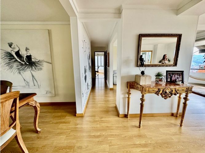 Apartamento de 3 alcobas en venta en Transversal Superior, Medellín, 165 m² · foto 3 de 24