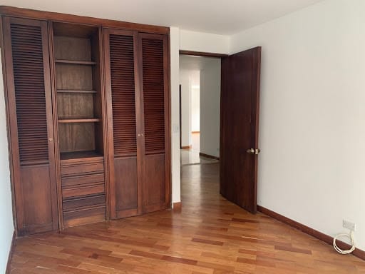 Apartamento de 3 alcobas en venta en San Patricio, Bogotá, 123 m² · foto 7 de 24