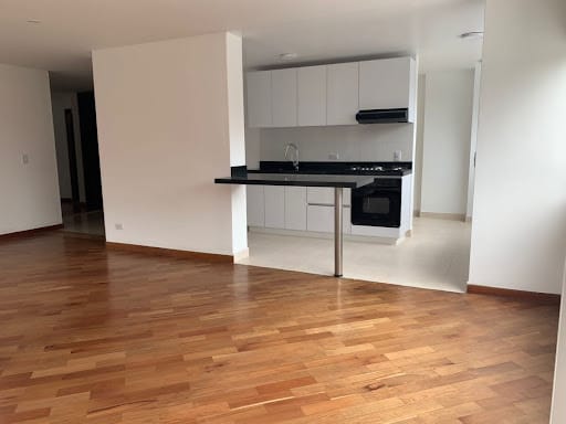 Apartamento de 3 alcobas en venta en San Patricio, Bogotá, 123 m² · foto 13 de 24