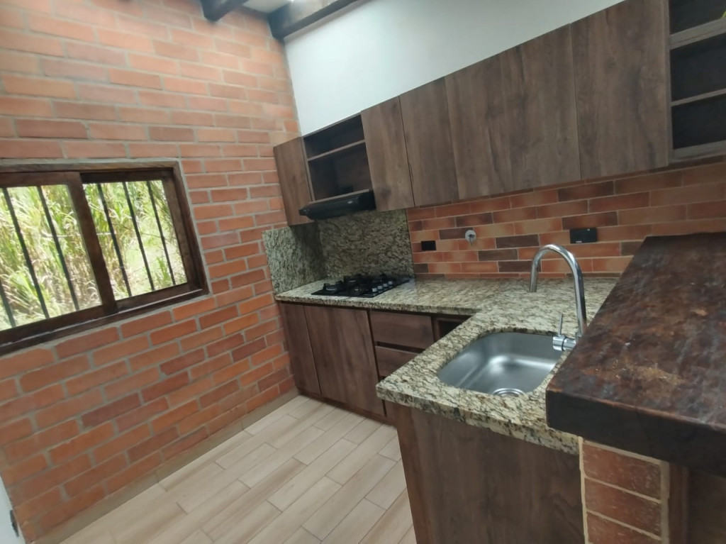 Apartamento en arriendo en Centro, Rionegro · foto 2 de 8