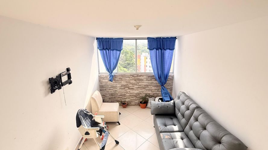 Apartamento de 3 alcobas en venta en Barro Blanco, Piedecuesta, 61 m² · foto 4 de 18