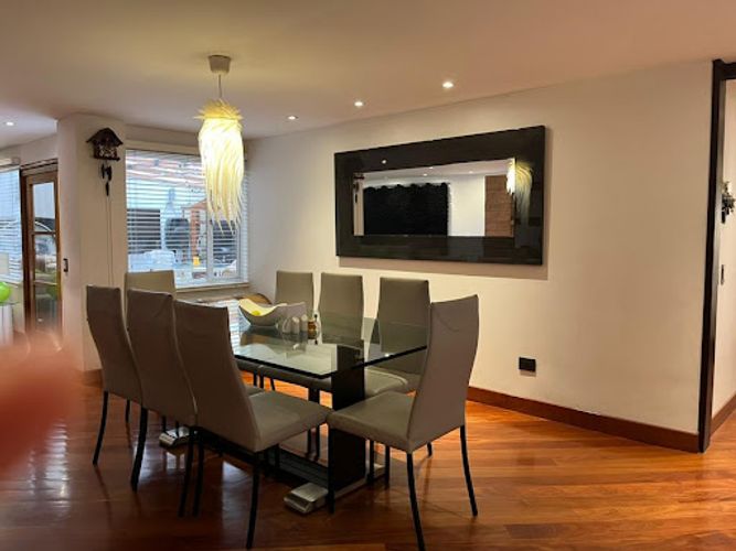 Apartamento en venta en Santa Barbara, Bogotá · foto 3 de 23