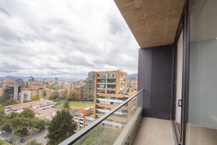 Apartamento de 3 alcobas en venta en La Cabrera, Bogotá, 241 m² · foto 22 de 24