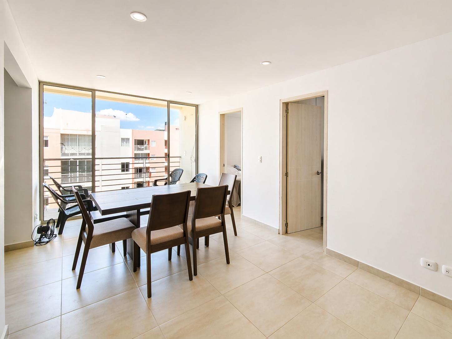 Apartamento en venta en Valles De Aragon, Villavicencio · foto 2 de 14