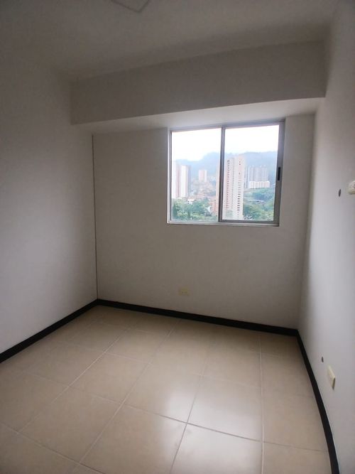 Apartamento de 3 alcobas en venta en Las Lomitas, Sabaneta, 80 m² · foto 6 de 13