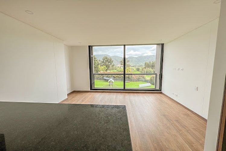 Apartamento de 1 alcoba en venta en Guaymaral, Bogotá, 60 m² · foto 3 de 19