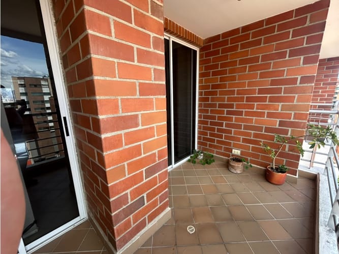 Apartamento de 3 alcobas en arriendo en Las Acacias, Medellín, 100 m² · foto 12 de 19