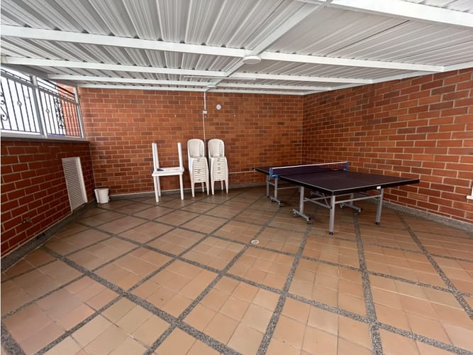Apartamento de 3 alcobas en arriendo en Las Acacias, Medellín, 100 m² · foto 18 de 19