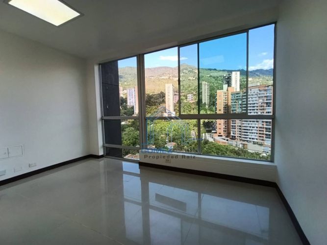 Consultorio en arriendo en El Tesoro, Medellín, 40 m² · foto 5 de 7