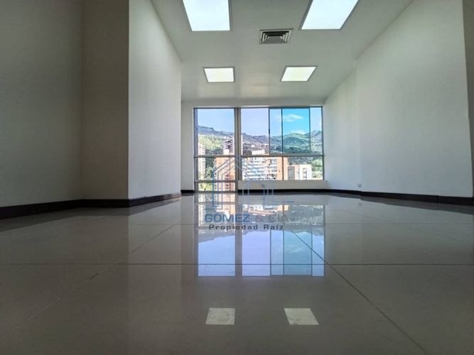 Consultorio en arriendo en El Tesoro, Medellín, 40 m² · foto 7 de 7