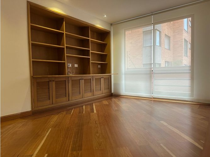 Apartamento de 3 alcobas en venta en Santa Ana Oriental, Bogotá, 220 m² · foto 6 de 19