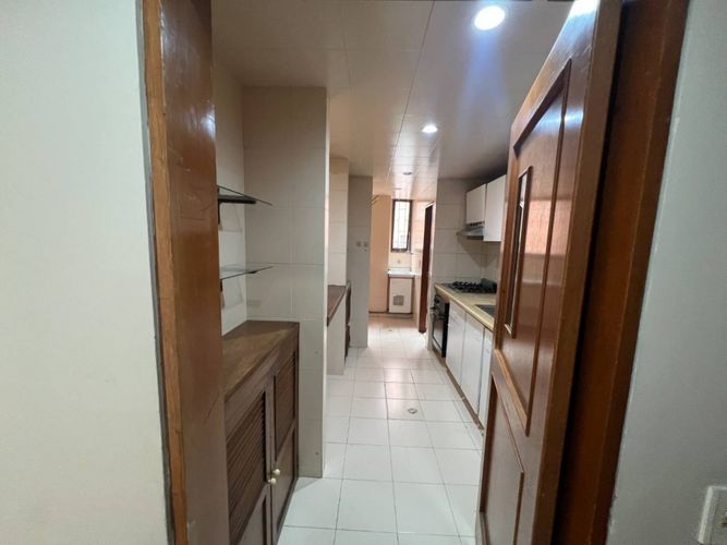 Apartamento de 2 alcobas en venta en Santa Barbara, Bogotá, 85 m² · foto 11 de 24