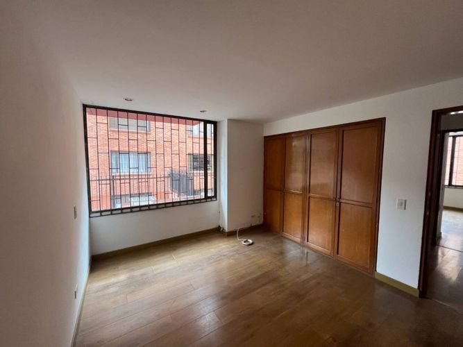 Apartamento de 2 alcobas en venta en Santa Barbara, Bogotá, 85 m² · foto 22 de 24