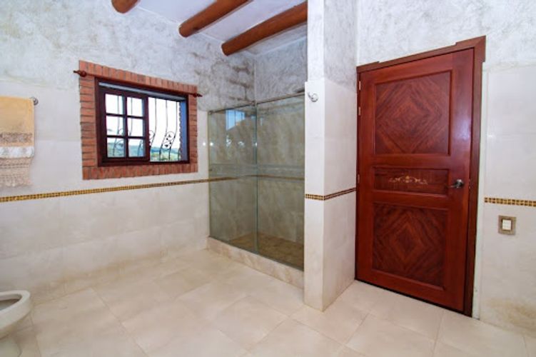 Casa de 4 alcobas en venta en Mesa De Los Santos, Piedecuesta, 280 m² · foto 18 de 24