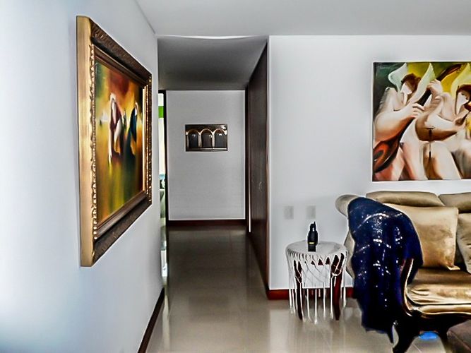 Apartamento de 4 alcobas en venta en El Poblado, Medellín, 199 m² · foto 6 de 17