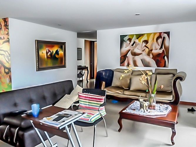 Apartamento de 4 alcobas en venta en El Poblado, Medellín, 199 m² · foto 3 de 17