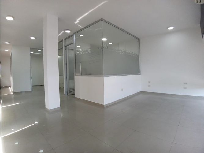 Oficina en venta en El Prado, Barranquilla, 73 m² · foto 2 de 18