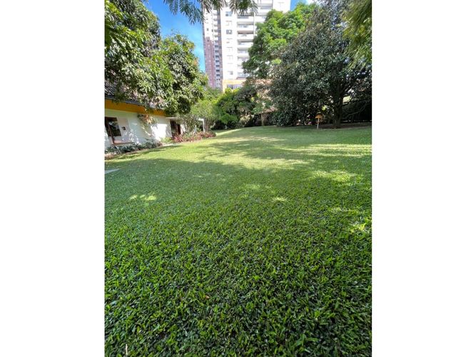 Casa de 4 alcobas en venta en Vegas De San Jose, Sabaneta, 275 m² · foto 4 de 24