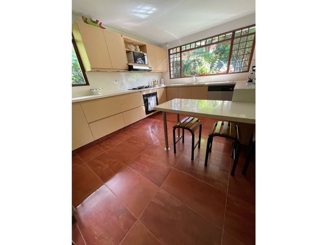 Casa de 4 alcobas en venta en Vegas De San Jose, Sabaneta, 275 m² · foto 18 de 24