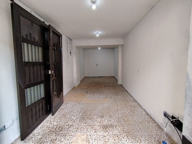 Local en arriendo en San Joaquin, Sabaneta, 25 m² · foto 2 de 6