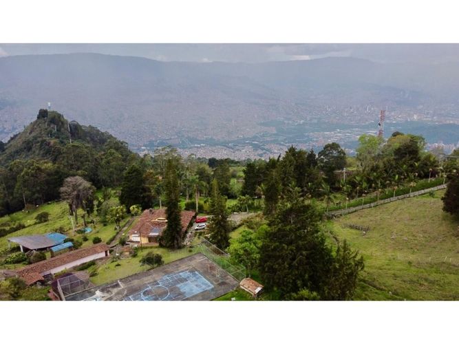 Finca en venta en El Picacho, Medellín, 462 m² · foto 17 de 24