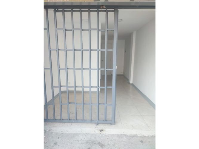 Local en arriendo en Florida Nueva, Medellín, 18 m² · foto 4 de 11