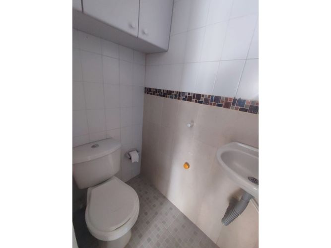 Local en arriendo en Florida Nueva, Medellín, 18 m² · foto 8 de 11