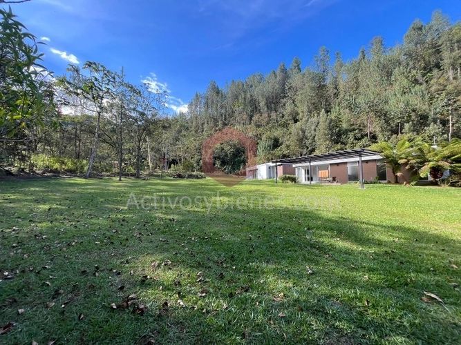 Finca en arriendo en El Carmen, El Retiro, 2800 m² · foto 2 de 20