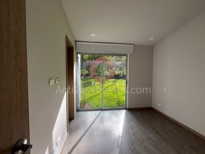 Finca en arriendo en El Carmen, El Retiro, 2800 m² · foto 11 de 20