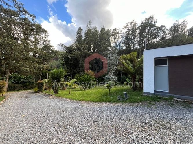 Finca en arriendo en El Carmen, El Retiro, 2800 m² · foto 16 de 20