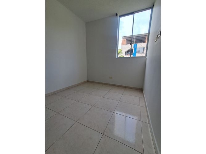 Apartamento de 3 alcobas en venta en Cedro, Girón, 56 m² · foto 5 de 14