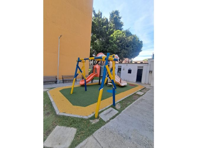 Apartamento de 3 alcobas en venta en Cedro, Girón, 56 m² · foto 12 de 14