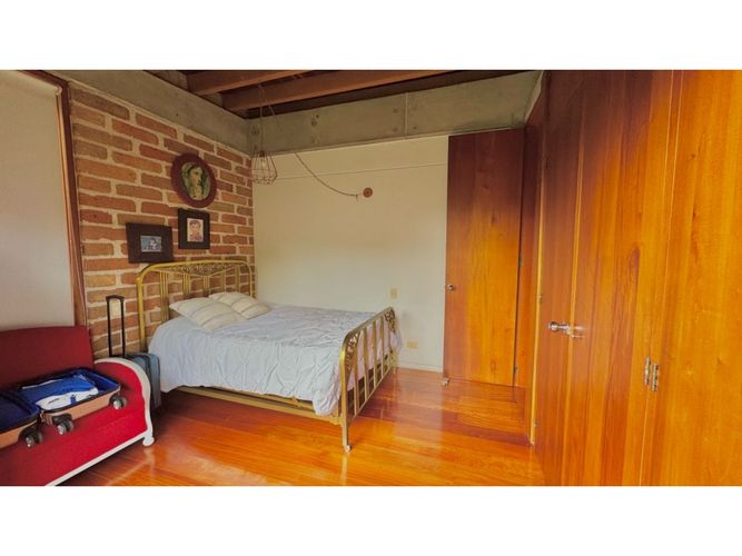 Casa de 3 alcobas en venta en El Poblado, Medellín, 330 m² · foto 20 de 24