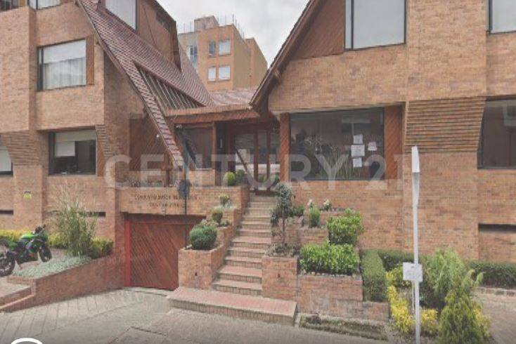 Casa en venta en Santa Barbara Central, Bogotá · foto 2 de 6