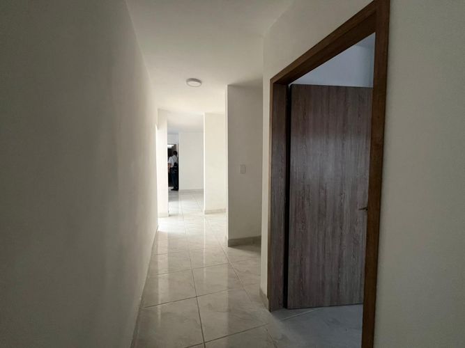 Oficina en arriendo en San Nicolas, Cali, 130 m² · foto 5 de 23