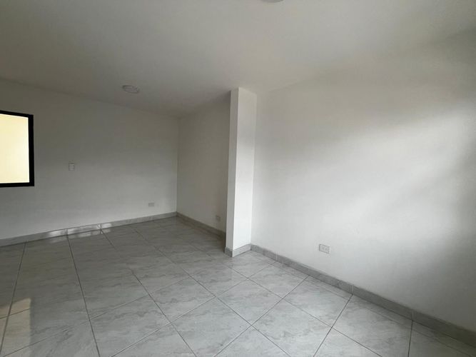 Oficina en arriendo en San Nicolas, Cali, 130 m² · foto 12 de 23