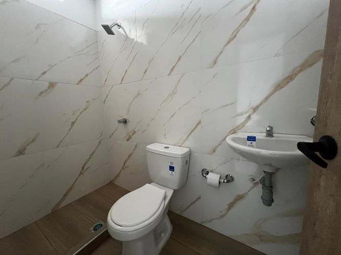 Oficina en arriendo en San Nicolas, Cali, 130 m² · foto 6 de 23