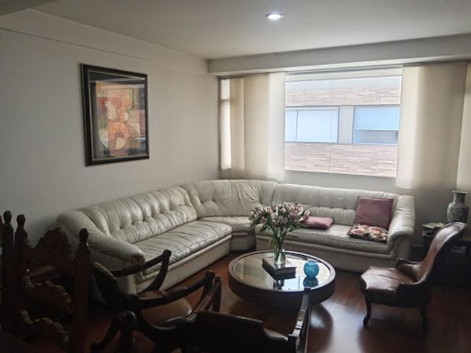 Apartamento en venta en San Patricio, Bogotá · foto 2 de 18
